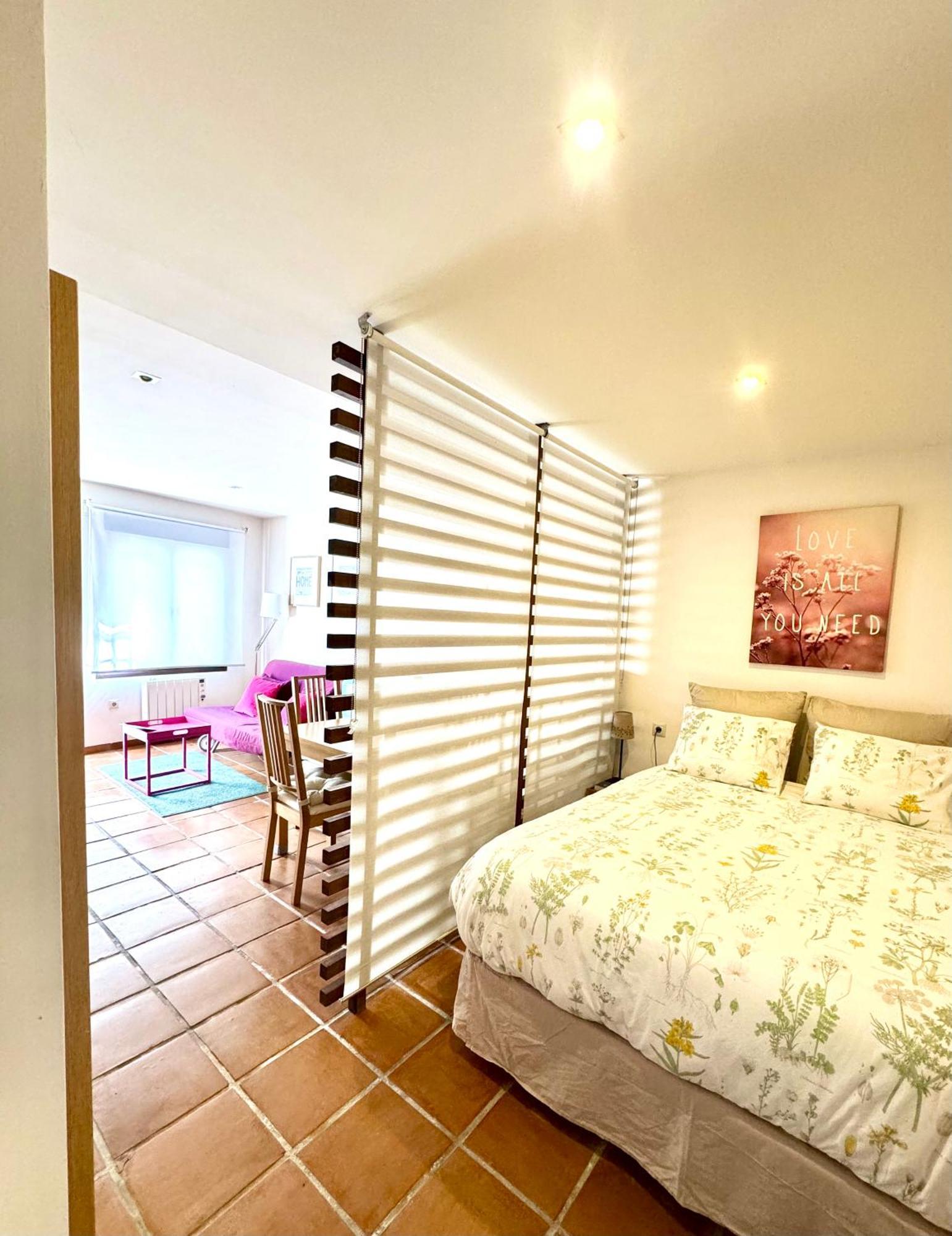 La Casita De La Esquina Apartment Гранада Екстериор снимка